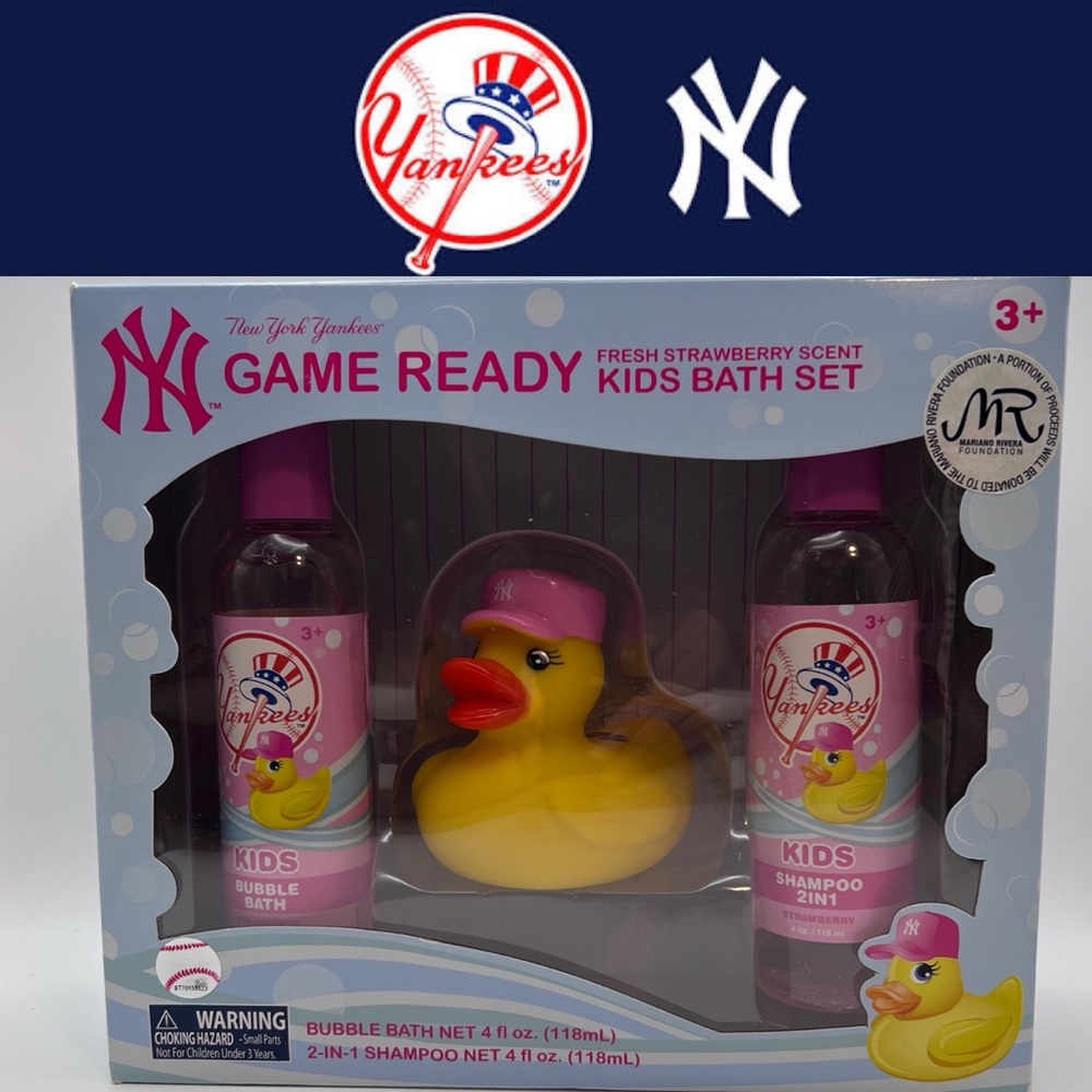 3/$30 GIRLS PINK NY YANKEES
GAME READY STRAWBERRY BUBBLE BATH SHAMPOO DUCK SET